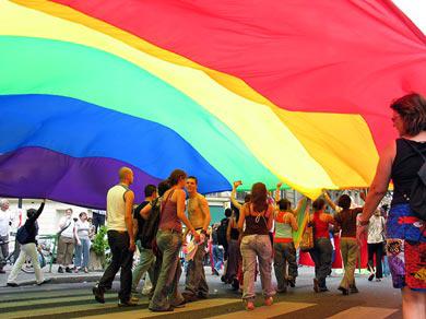 Mariage et adoption pour tou-te-s : vers une étape historique