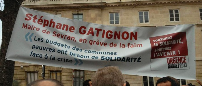 (L&rsquo;Express) Stéphane Gatignon en grève de la faim devant l&rsquo;Assemblée nationale