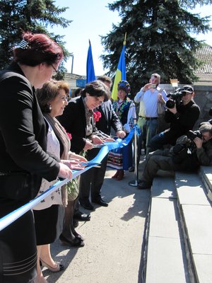 Tchernobyl : inauguration d&rsquo;un centre médical pour le suivi des victimes de la radioactivité