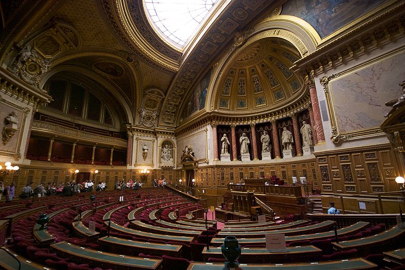 Transparence : un examen tendu au Sénat