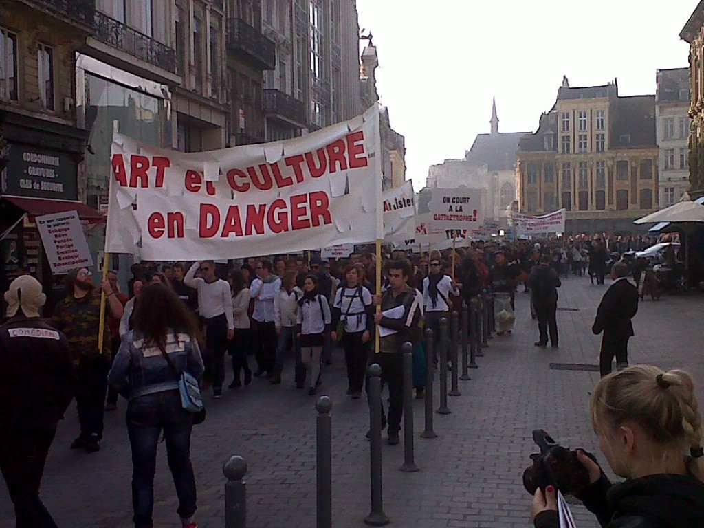 Soutien aux intermittents et propositions pour une refondation des politiques culturelles