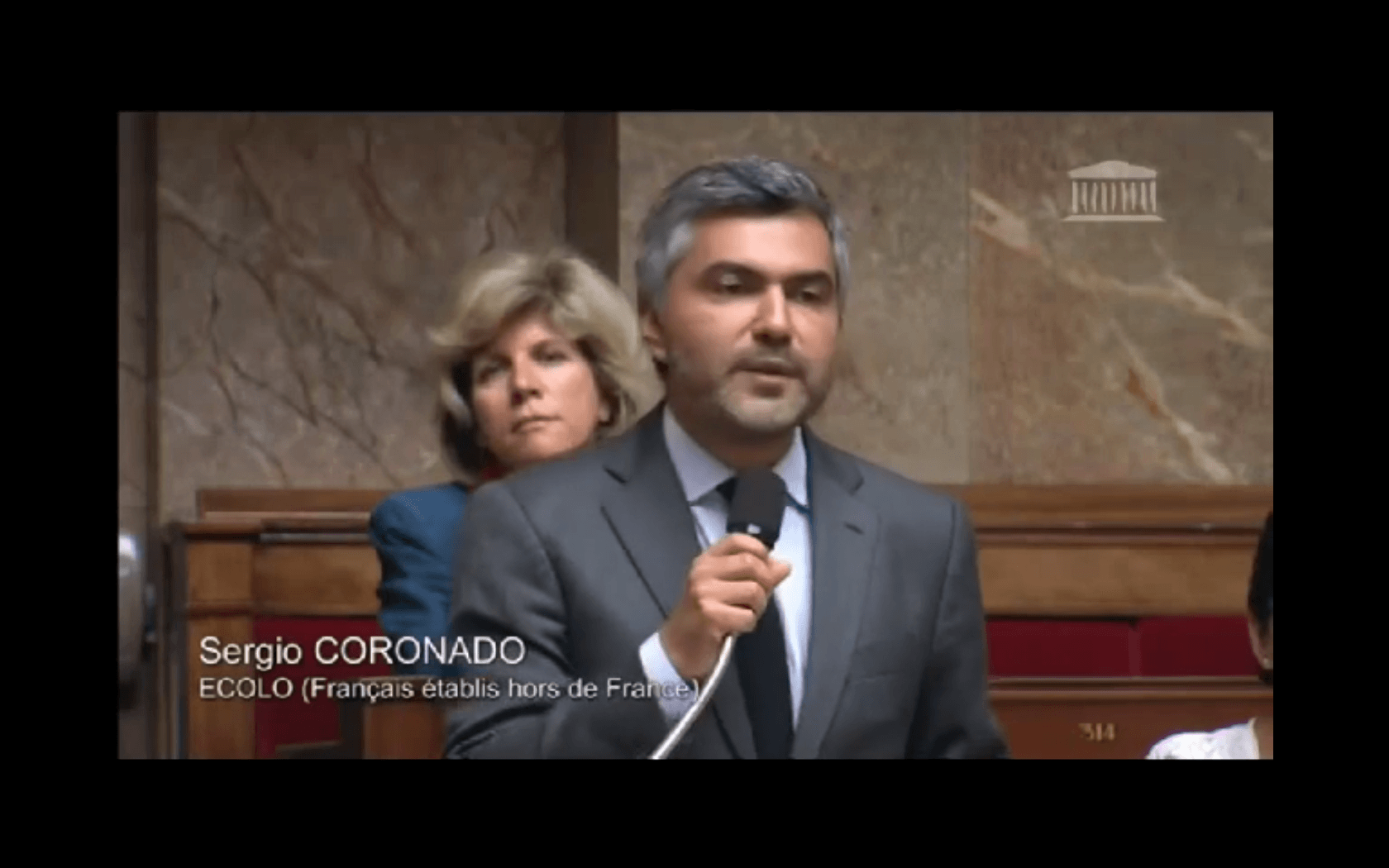 Sergio Coronado : « les vies et la santé valent plus que les profits des multinationales »